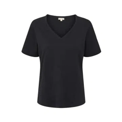 Esme Studios Essigne V-neck T-shirt In Black