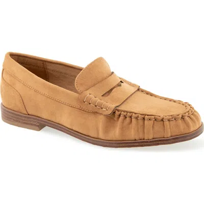 Esprit Kennedy Loafer In Camel