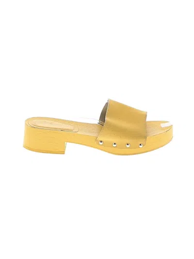 Pre-owned Esprit Sandals In Yellow