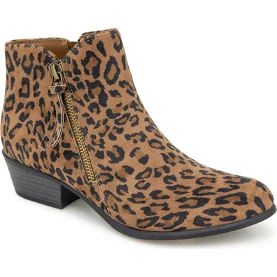 Esprit Tyiln Bootie In Brown