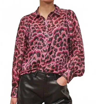 Esqualo Basic Feather Flow Blouse In Black/pink In Burgundy