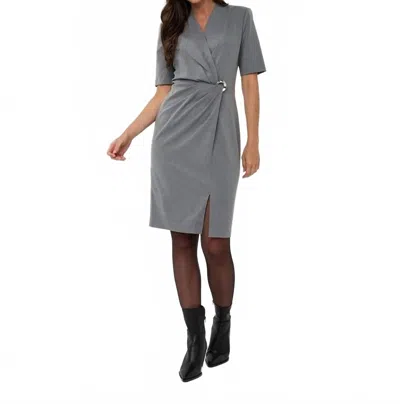 Esqualo Buckle Short Sleeve Dress In Light Grey Melange