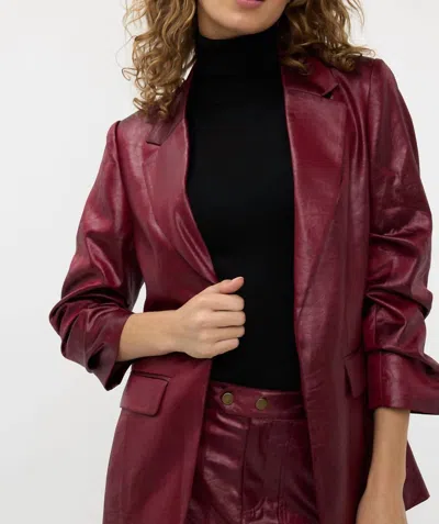 Esqualo Metallic Crinkle Blazer In Wine In Pink