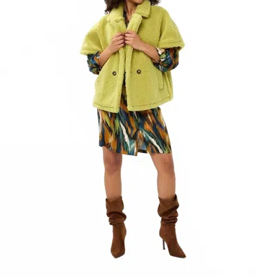 Esqualo Poncho Teddy Vest In Leaf Green