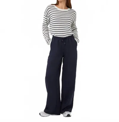 Esqualo Striped Slub Sweater In Off White/navy In Blue