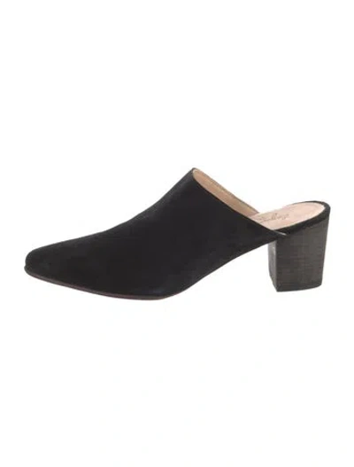 Pre-owned Esquivel Suede Mules In Black