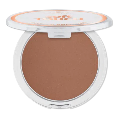 Essence Soft Touch Butter Bronzer - 20 Golden Buttercream