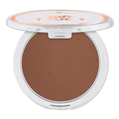 Essence Soft Touch Butter Bronzer - 30 Creamy Almond Butter