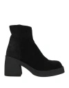 Essential L.a.b. Essential L. A.b. Woman Ankle Boots Black Size 9 Leather