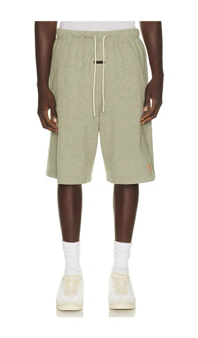 Essentials 90's Short In Washed Seal Heather
