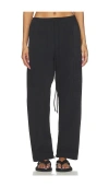Essentials Active Trace Track Pant In Black