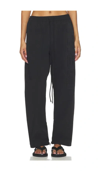 Essentials Active Trace Track Pant In Black