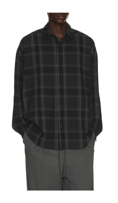 Essentials Button Up Shirt In Black