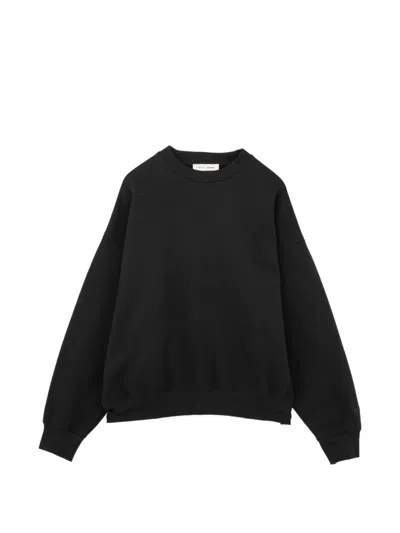 Essentials Calssic Crewneck Sweatshirt In Black