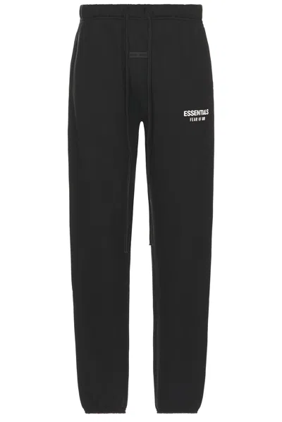 Essentials Classic Fit Fleece Sweatpant