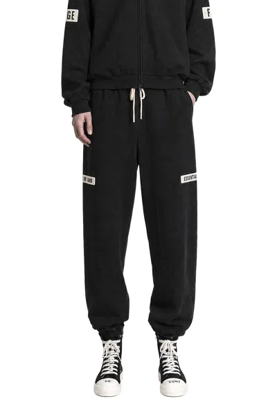Essentials Classic Fit Sweatpants In Black