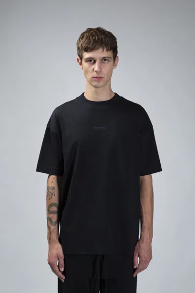 Essentials Classic Fit T-shirt In Black