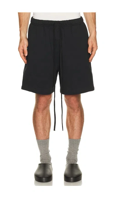 Essentials Classic Short In Black