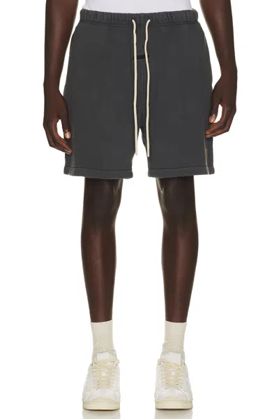 Essentials Classic Short In Multi