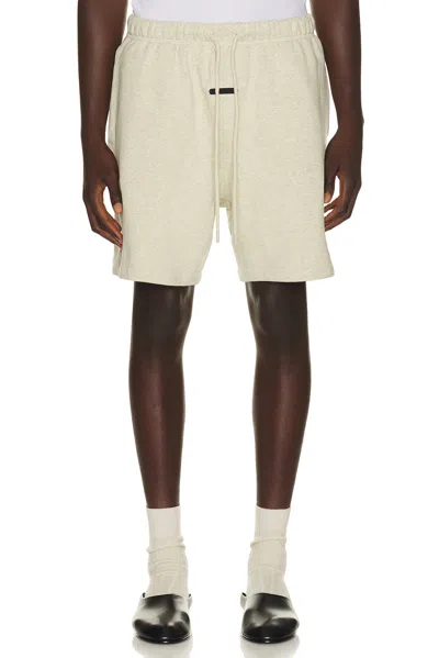 Essentials Classic Short In Washed Vanilla Heather