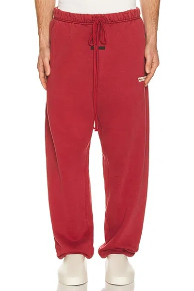 Essentials Classic Sweatpant In Red