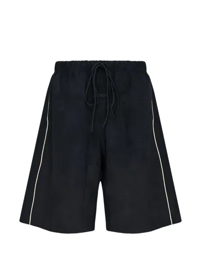 Essentials Contrast-piped Shorts In Black