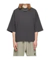 Essentials Logo-print Drop-shoulder T-shirt In Black