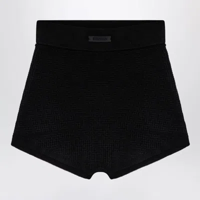 ESSENTIALS FEAR OF GOD ESSENTIALS BLACK HONEYCOMB SHORT
