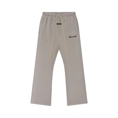 Pre-owned Essentials Fear Of God  Classic Fit Flare Sweatpant 'faded Seal' | Grey | Men's Size Xl In Gray