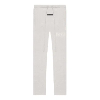 ESSENTIALS FEAR OF GOD ESSENTIALS SS22 RELAXED SWEATPANTS 1977 'LIGHT OATMEAL'