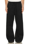 Essentials Flare Pant In Black
