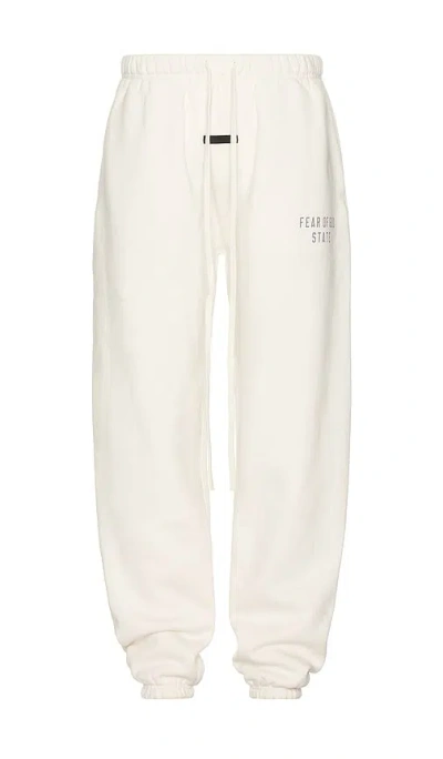 ESSENTIALS FLEECE ESSENTIAL SWEATPANT