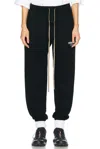 Essentials Fleece Essential Sweatpant In Black