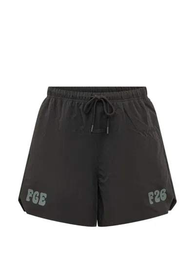 Essentials Gym Shorts In Schwarz