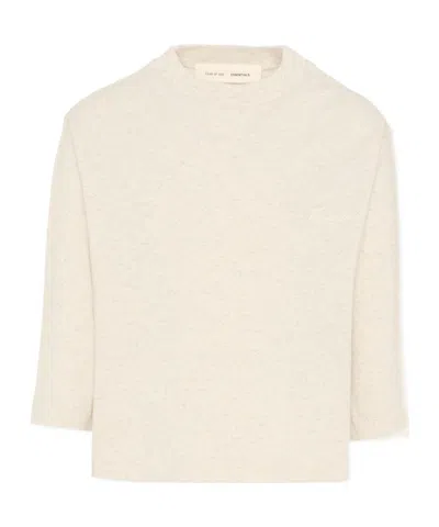 ESSENTIALS LONG-SLEEVED T-SHIRT