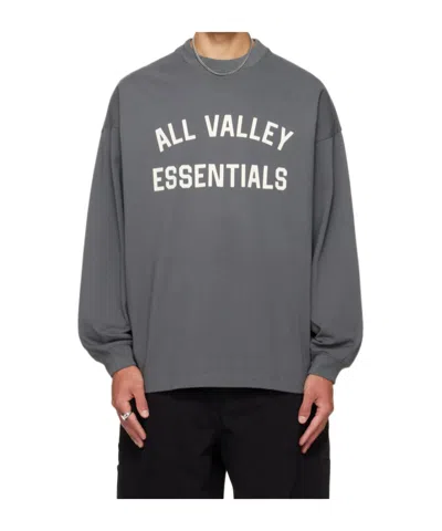 ESSENTIALS LONG-SLEEVED T-SHIRT