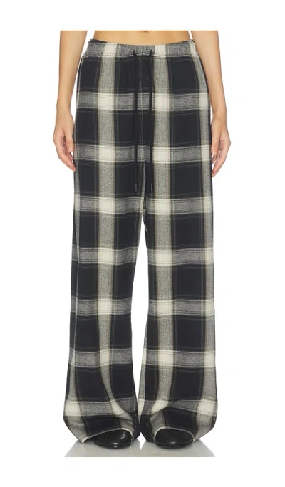 Essentials Lounge Pant In Iron Grey Plaid
