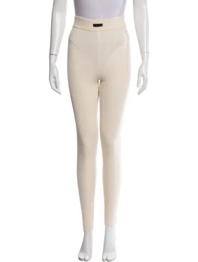 Pre-owned Essentials Lounge Set In Neutral