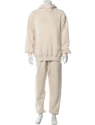 Pre-owned Essentials Lounge Set In Neutrals