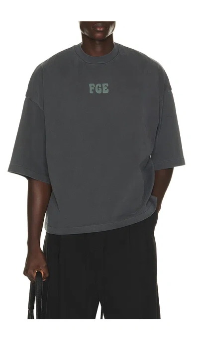 ESSENTIALS MERCH TEE