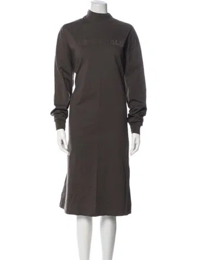 Pre-owned Essentials Nightgown In Gray