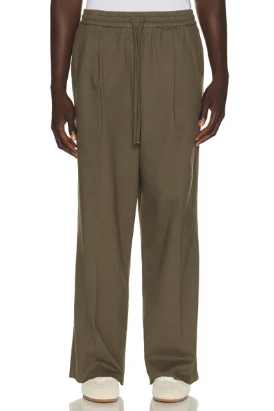 ESSENTIALS PLEAT FRONT DRAWSTRING PANT