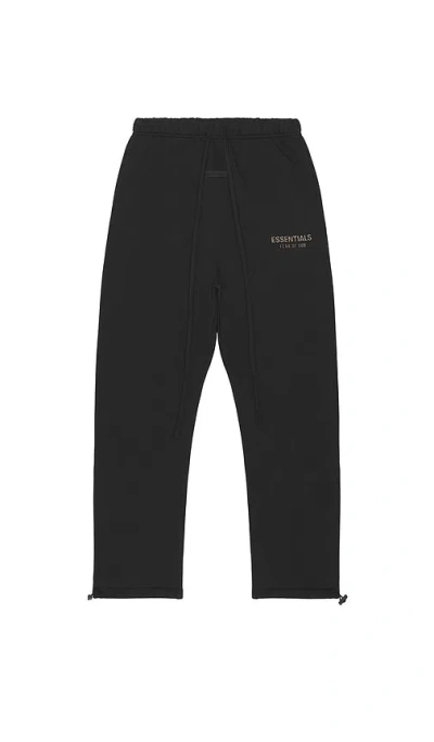 ESSENTIALS RELAXED FLEECE SWEATPANT