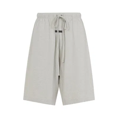 ESSENTIALS SHORTS GREY