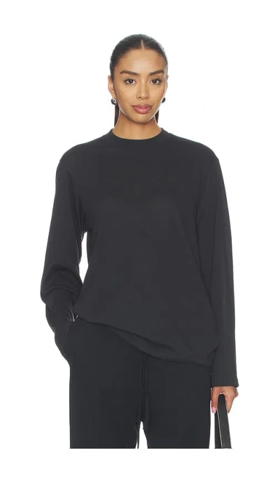 Essentials Signature Classic Long Sleeve Tee In Black
