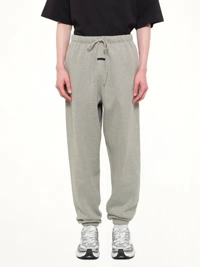 Essentials Signature Classic Sweatpant In Grey