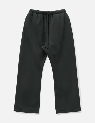 Essentials Signature Flare Sweatpant In Black