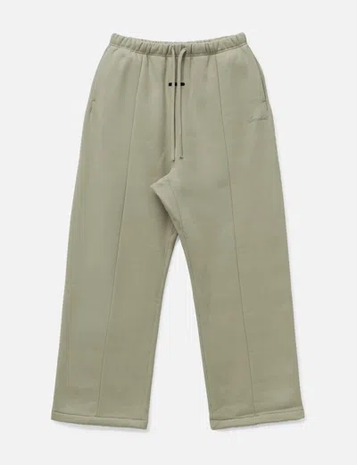 Essentials Signature Lounge Sweatpant In Green