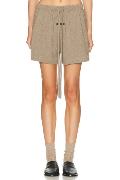 ESSENTIALS SOCCER SHORT