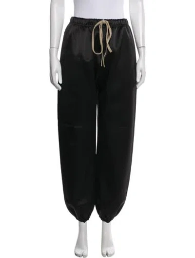 Pre-owned Essentials Sweatpants In Black